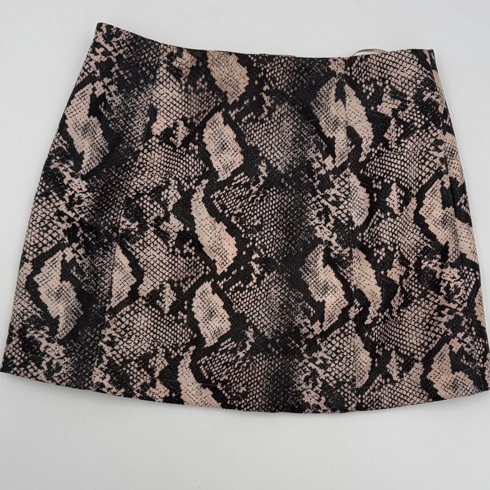 Urban outfitters Snakeskin Print Button-Front Skirt - Picture 3 of 3